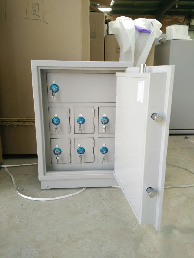德宏碳钢金库门《厂家联系电话？