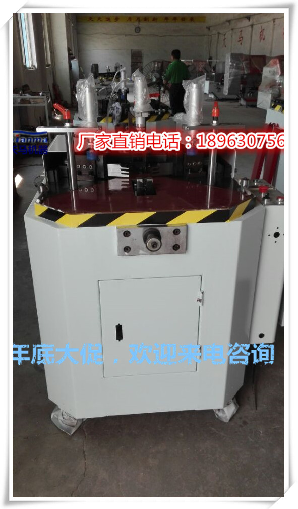 武汉门窗组角机哪里有？&nbsp;&nbsp;铝门窗组角机&nbsp;&nbsp;门窗组角机设备&nbsp;&nbsp;铝门窗组角加工设备