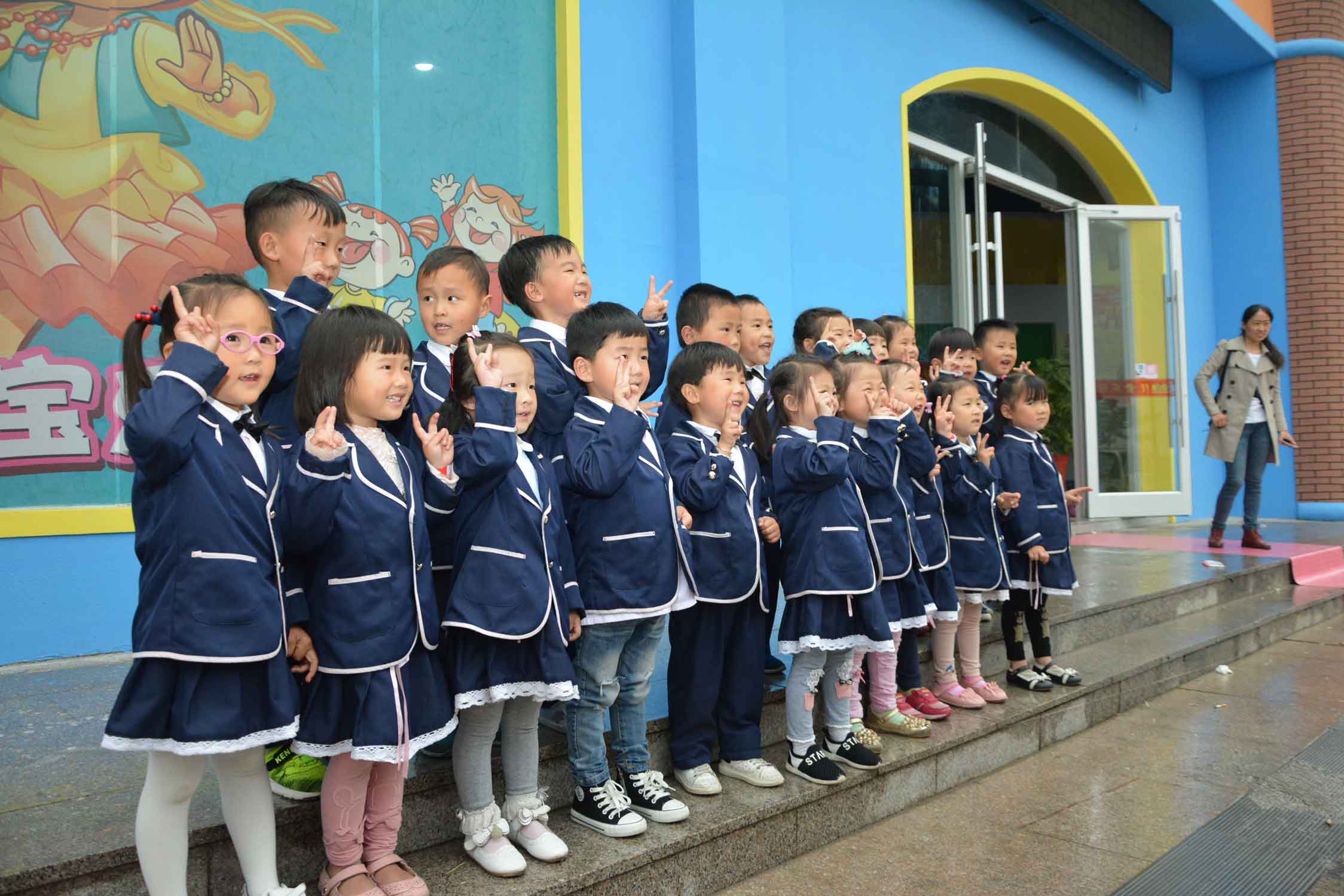 儿童扩展游乐设施_广州儿童城策划费用咨询  广州游乐城