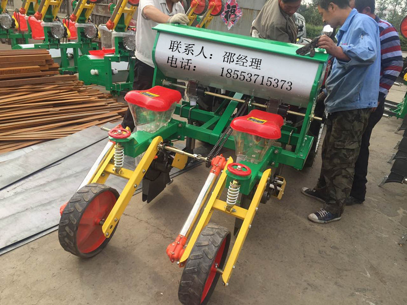 多功能播种施肥一体农作物精密播种机 播种均匀 深浅一致 行距稳定