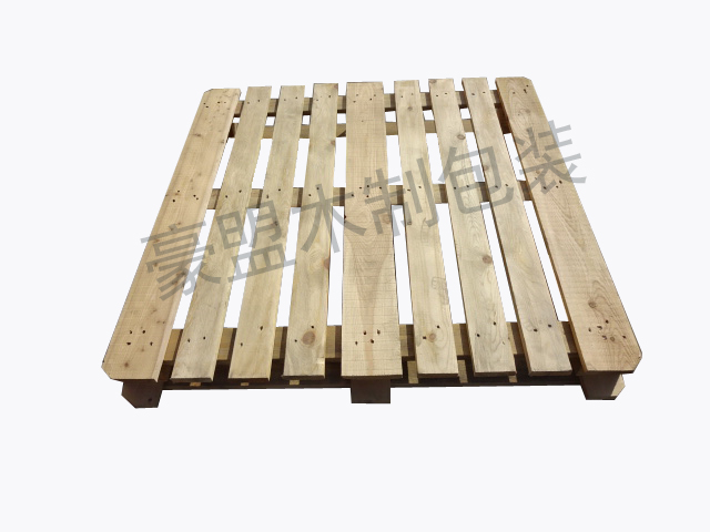 山东木托盘热销青岛区出口熏蒸松木托盘