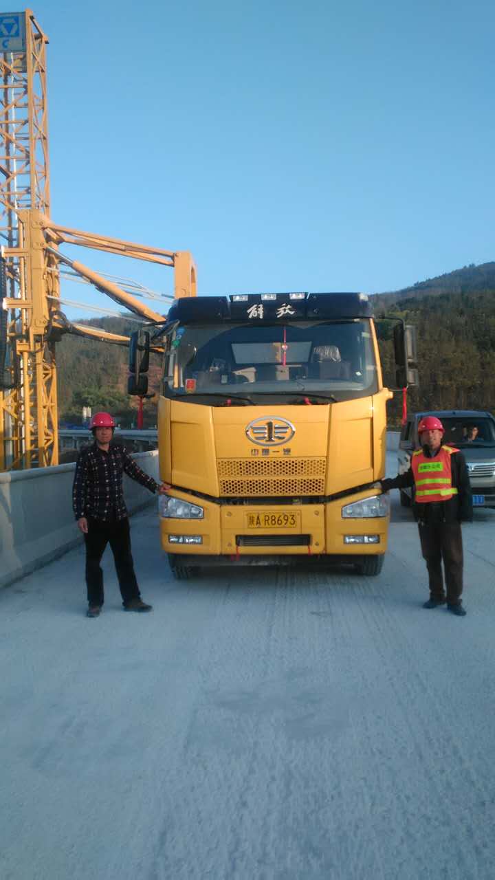 云南西双版纳桥梁检测车出租  贵州桥梁检测车  四川桥梁检测车