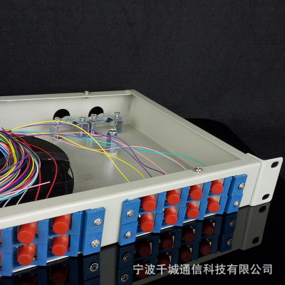 8口SC光纤终端盒/光缆接线盒 方口终端盒 光纤熔接盒  接续盒