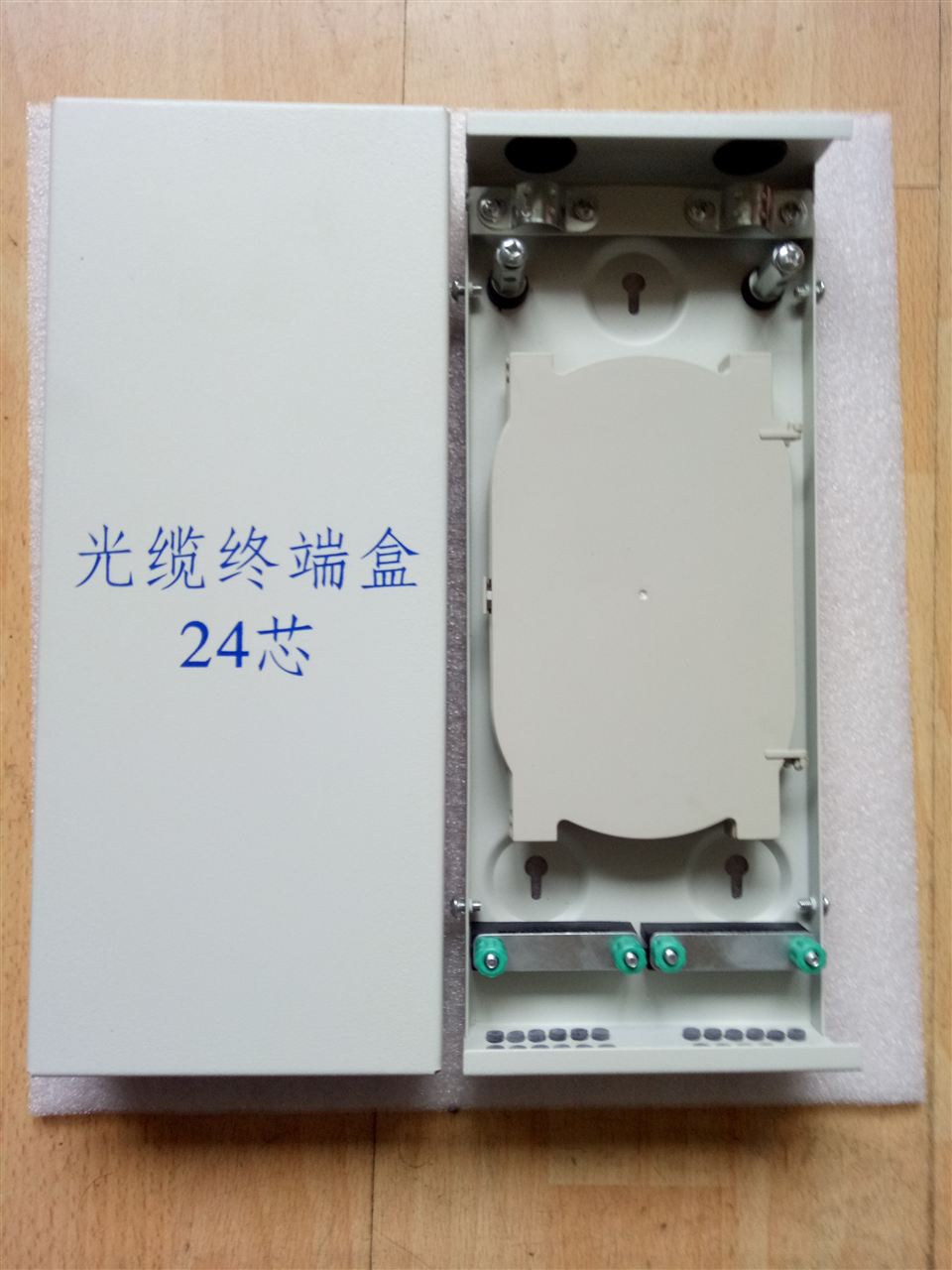 8口单模满配光纤终端盒光缆尾纤熔接盒  接续盒