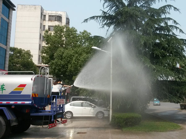 云南普洱澜沧二手洒水车