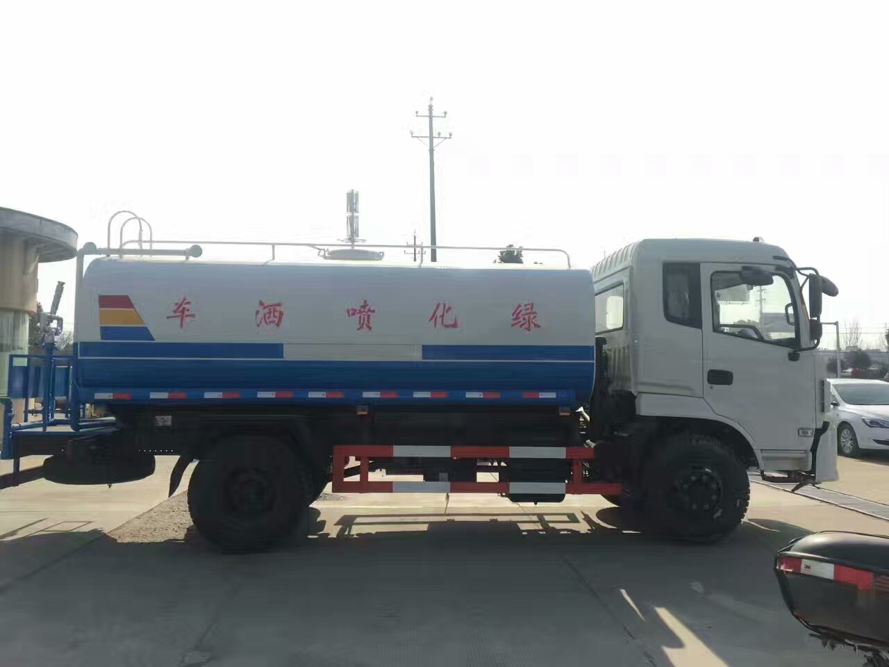 程力洒水车随买随走包上牌  洒水车包上牌  洒水车哪里最好