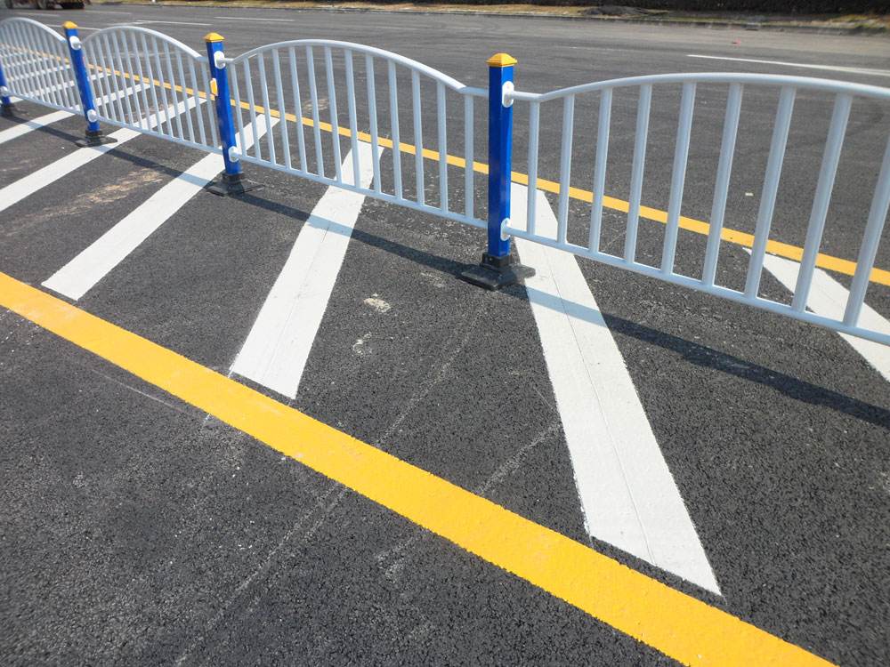 陕西停车位划线多少钱一米&nbsp;&nbsp;厂家价格