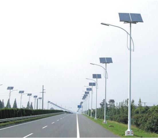 江苏生产太阳能路灯厂家  太阳能路灯好用吗  太阳能路灯标配