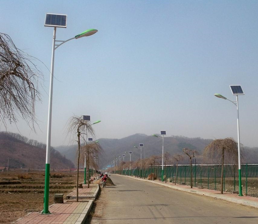 江苏生产太阳能路灯厂家  太阳能路灯好用吗  太阳能路灯标配