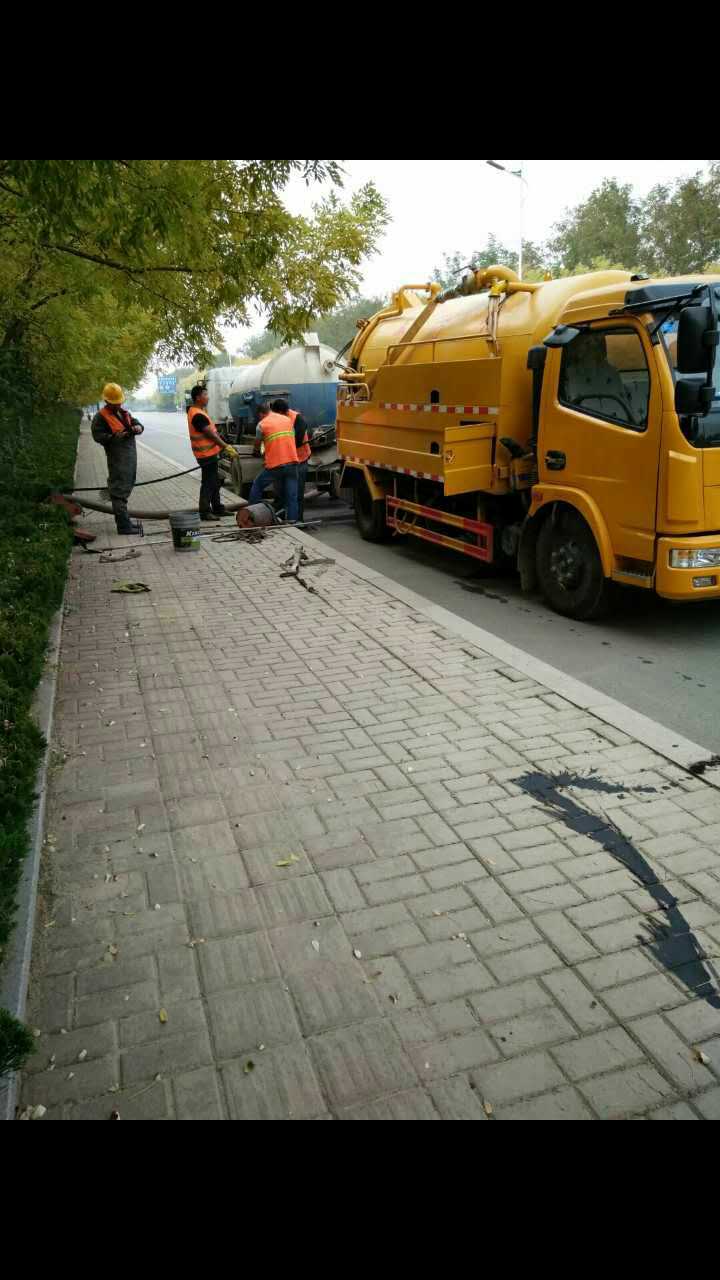 花园路华盛家园社清掏隔油池139一1102-4115