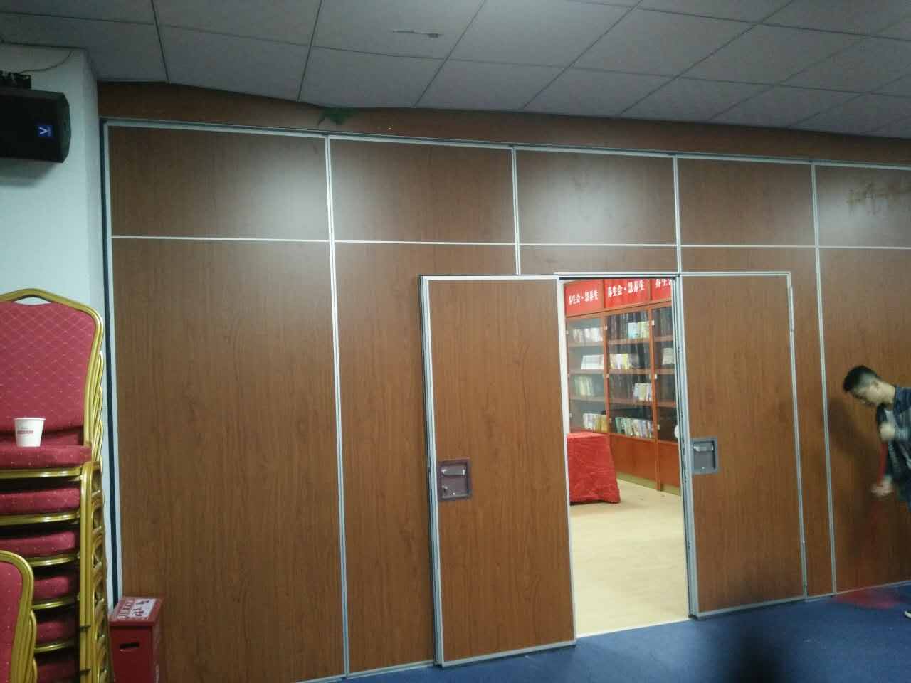 定制富宁县隔断屏风办公室隔断厂家