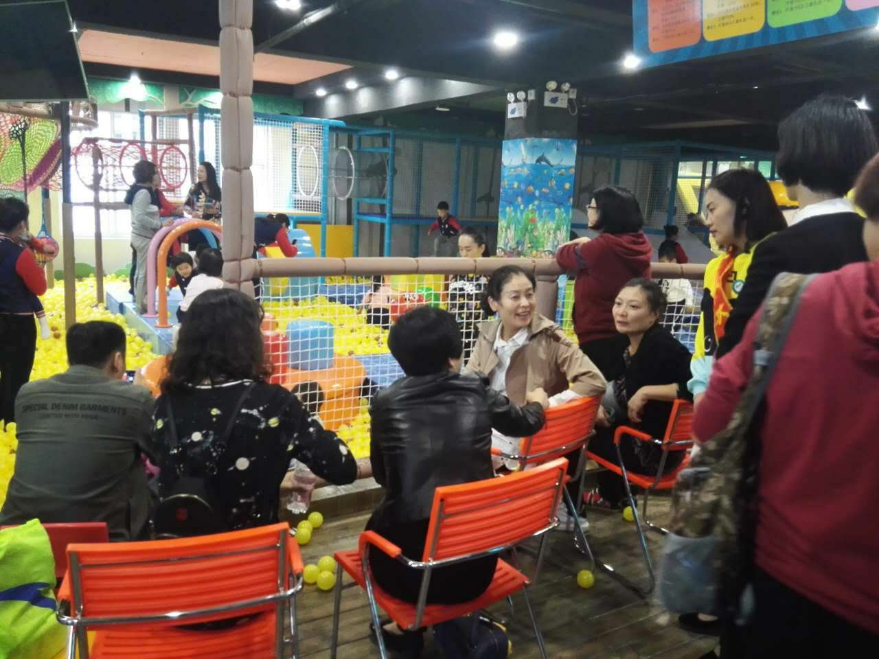 儿童乐园：想要儿童城策划找哪家  广州游乐城  广州儿童城
