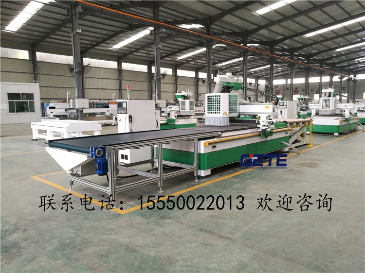 西藏 加工中心 UA-48 板式家具生产线 格特品质保证 加工衣柜门的设备