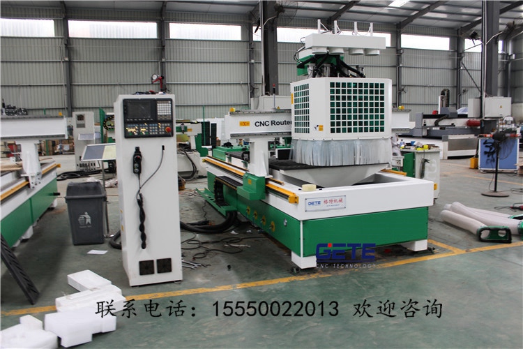 河北 双工序加排钻 M6  木工数控开料机 格特品质保证&nbsp;&nbsp;板式家具生产设备&nbsp;&nbsp;加工衣柜门的设备