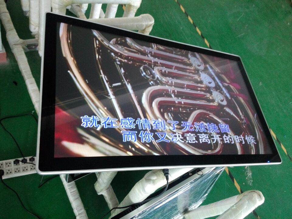 玖今久 46寸壁挂式苹果款触摸一体机 终端广告机  智能广告机  展览广告机  触控式一体机