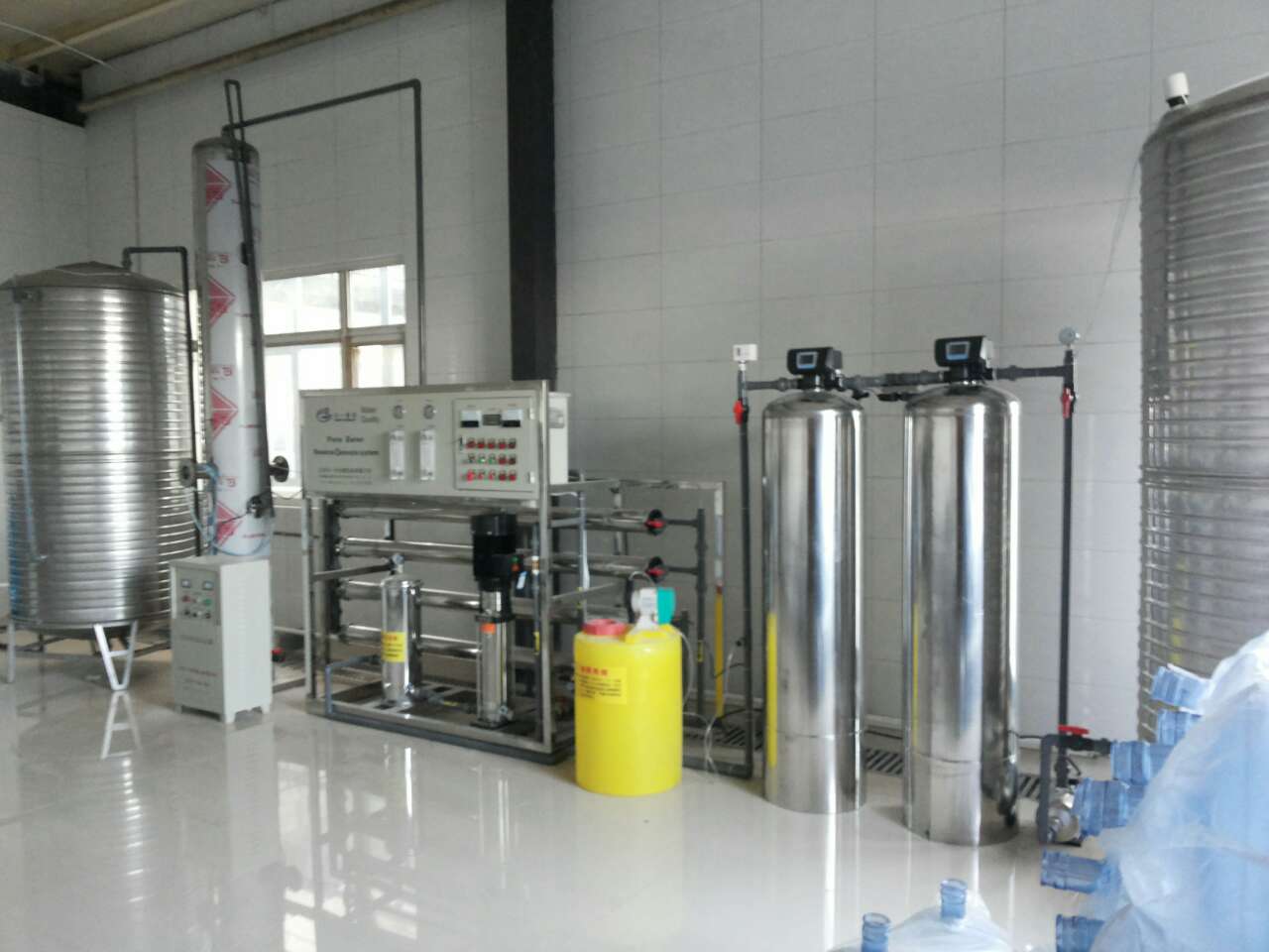 10T/小时单机反渗透设备优惠处理&nbsp;&nbsp;纯净水处理&nbsp;&nbsp;处理水设备&nbsp;&nbsp;净水设备