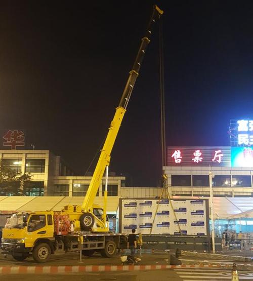 外墙面刷漆清洗_天河客运站高空车出租_监&nbsp;&nbsp;岗顶高空车出租摄&nbsp;&nbsp;监控安装高空车出&nbsp;&nbsp;高空车出租租金合