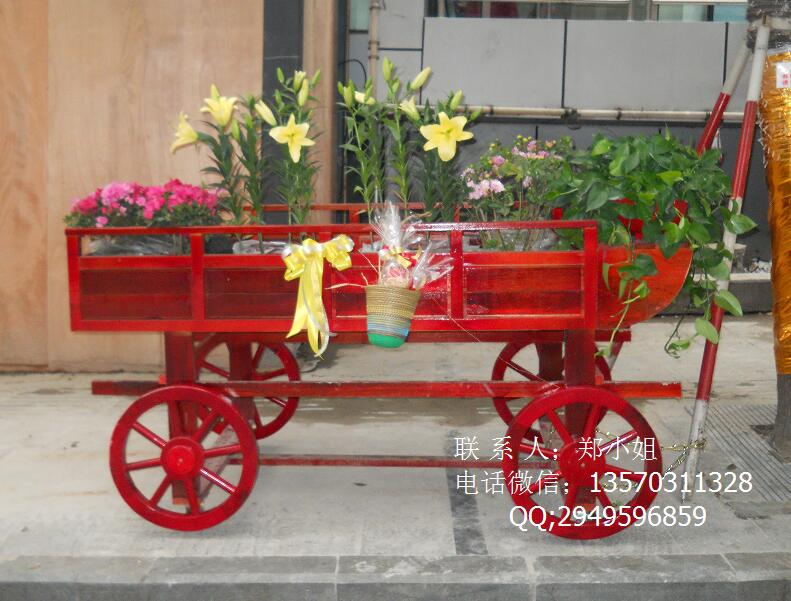 南京度假村防腐木四轮木花车花盆 户外花车&nbsp;&nbsp;防腐木花车