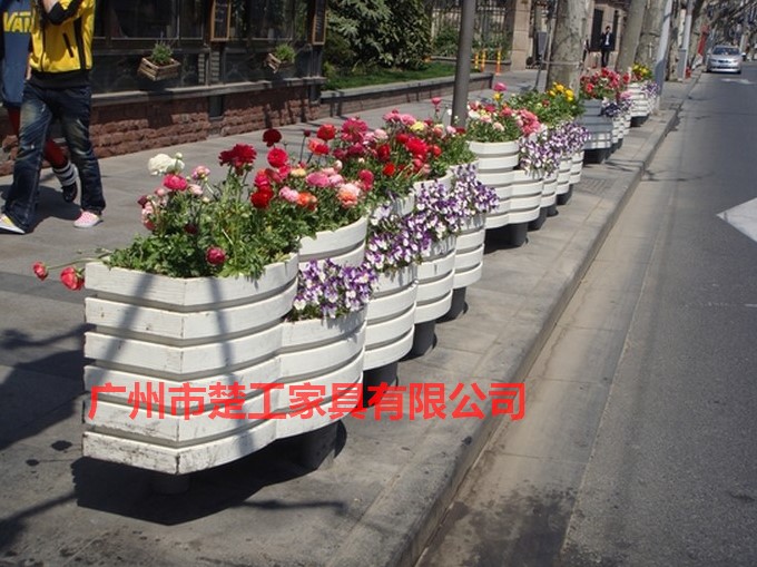 优质PVC微发泡花箱 塑木道路花箱 隔离带花槽  PVC花箱  塑木花箱