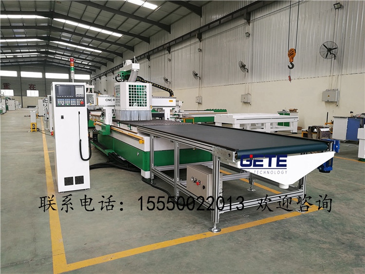内蒙古 加工中心 UA-48 板式家具雕刻机 板式家具生产线 板式家具设备