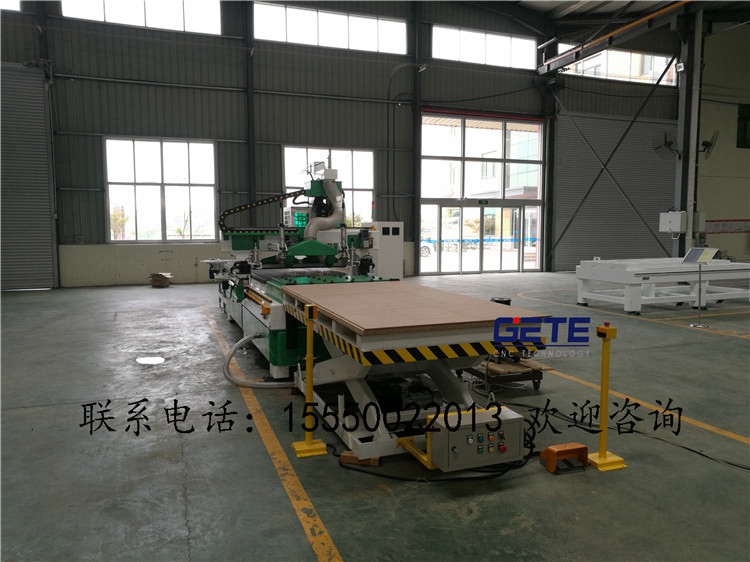内蒙古 加工中心 UA-48 板式家具雕刻机 板式家具生产线 板式家具设备