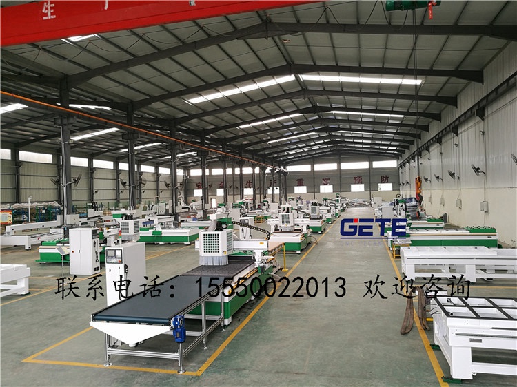 三工序开料机 M3 木工五轴加工中心哪家好&nbsp;&nbsp;板式家具生产线&nbsp;&nbsp;衣柜开料机