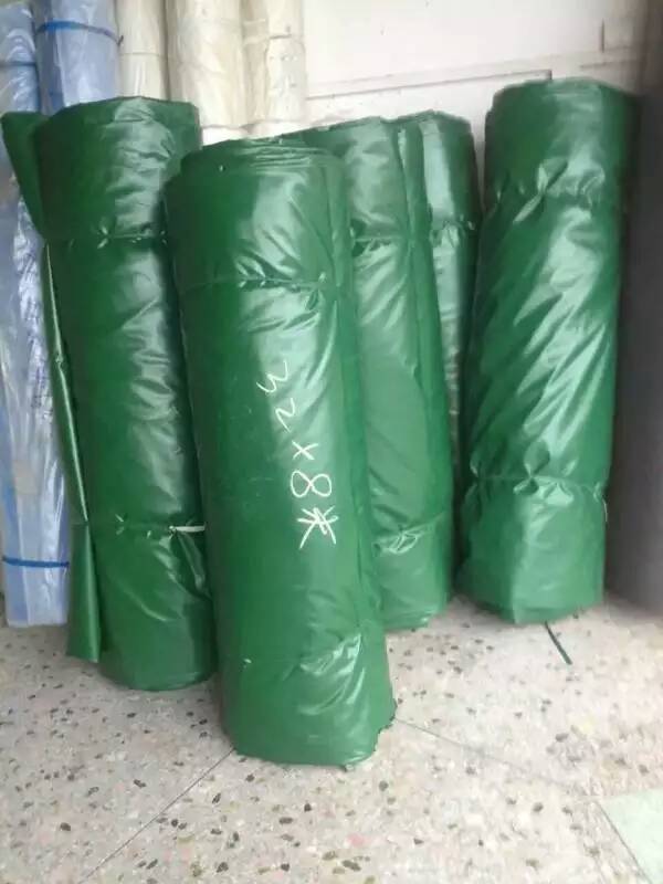 猪场卷帘、透光养殖场专用卷帘批发，防寒、耐用  养殖场卷帘  防水卷帘