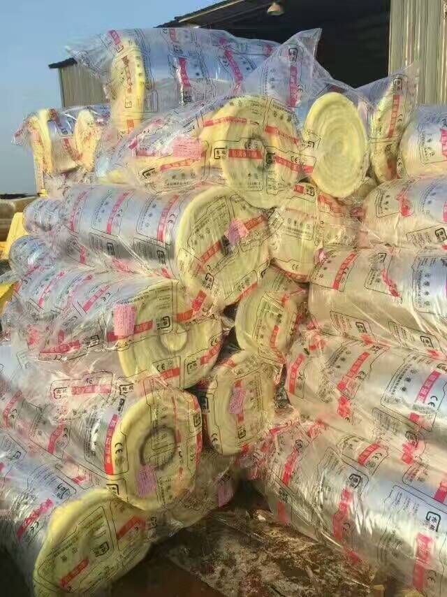 供应离心玻璃棉板   钢结构专用玻璃棉卷毡&nbsp;&nbsp;保温棉&nbsp;&nbsp;保温材料