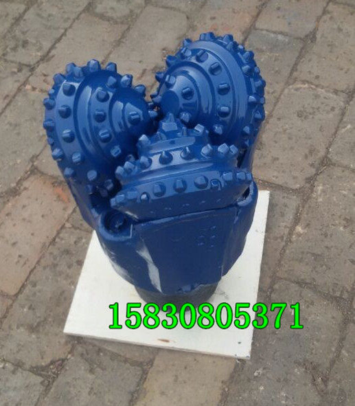 牙轮钻头尺寸 镶齿牙轮钻头  三牙轮钻头  PDC钻头