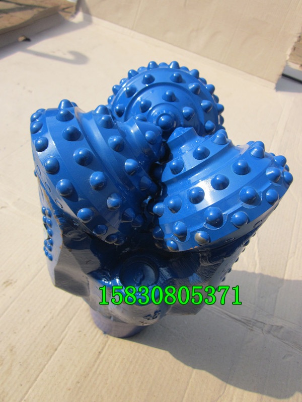 牙轮钻头尺寸 镶齿牙轮钻头  三牙轮钻头  PDC钻头