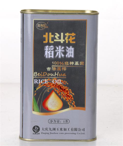 食用油铁罐批发、食用油铁罐、龙波森金属包  食用油铁罐工厂  食用油铁罐公司
