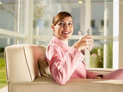 进口矿泉水货运代理公司