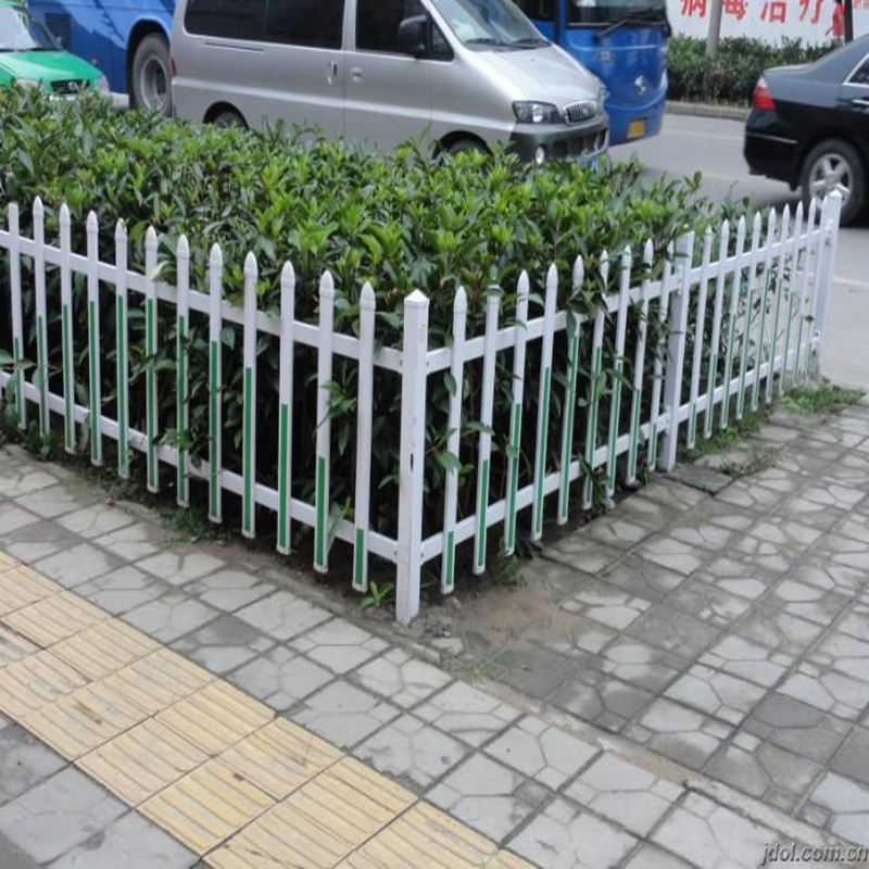 草坪花坛护栏，小区围墙护栏，电力护栏厂家  护栏规格  草坪护栏厂家  护栏价格