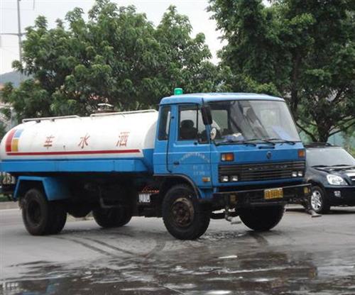 丰台大型洒水车租赁、大型洒水车租赁、友联  门头沟大型洒水车  朝阳大型洒水车租