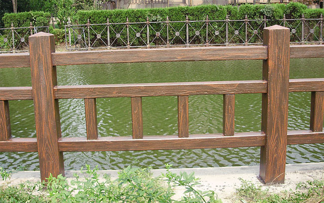 河南天目逆源水泥仿木栏杆大量供应  建筑水泥护栏  水泥仿木护栏  别墅庭院护栏