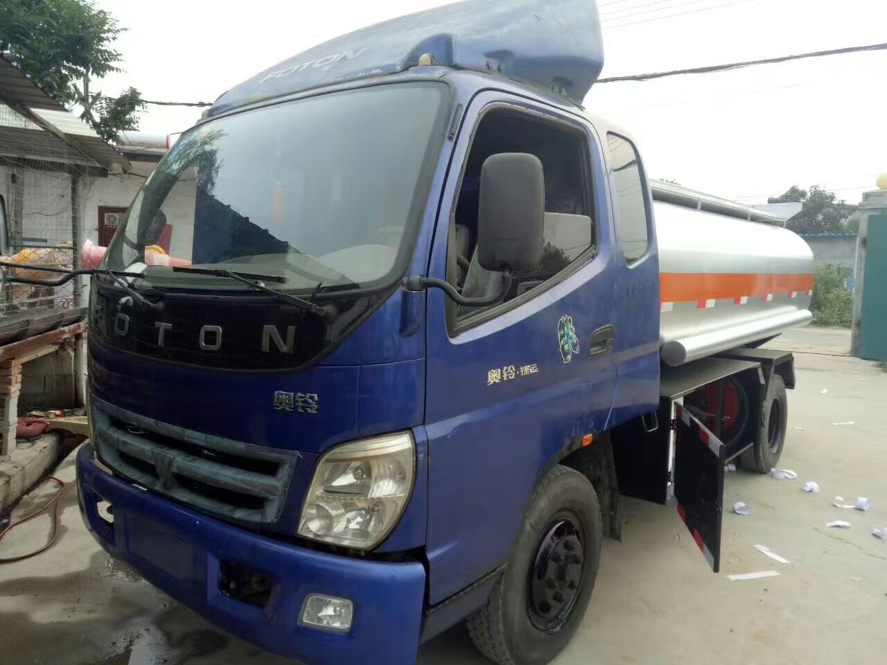 山西专业销售油罐车加油车  运油车
