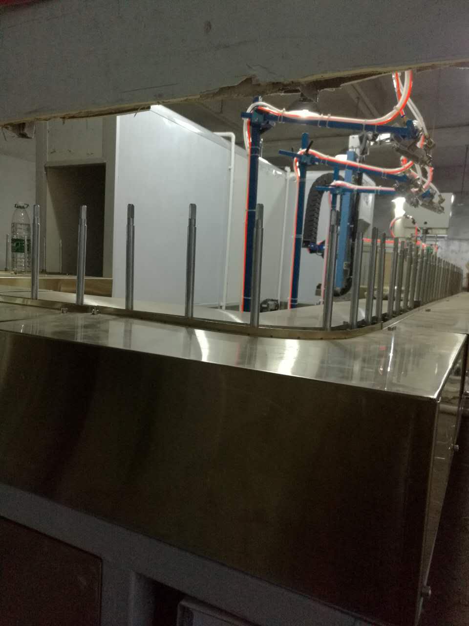 环形线水杯保温杯自动化涂装设备  自动化喷涂设备  保温杯涂装  多功能环形线