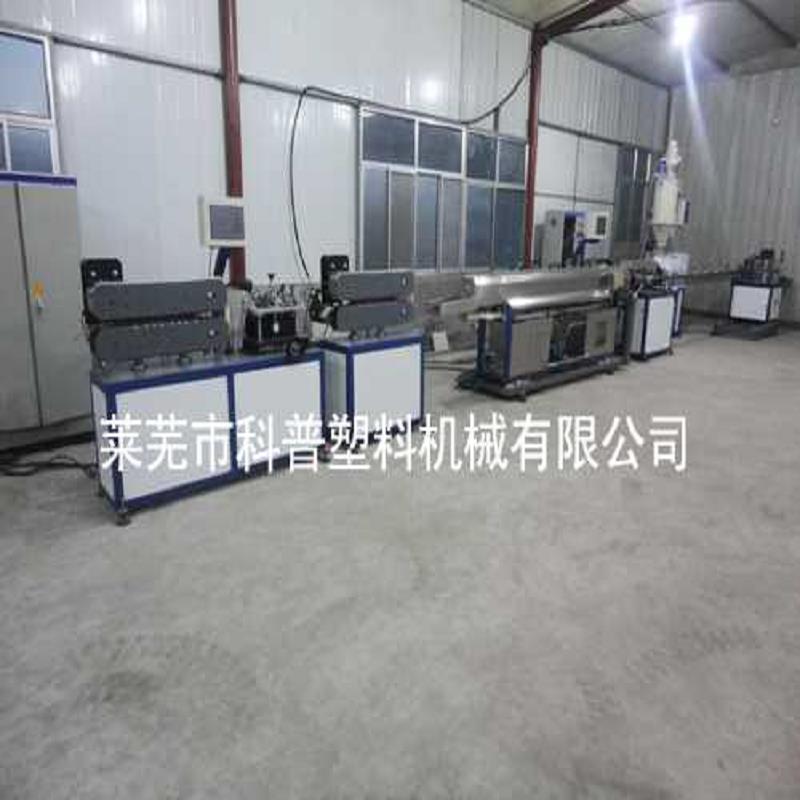內镶式滴灌管-圆柱式滴灌管设备-滴灌管生&nbsp;&nbsp;圆柱式滴灌管机组&nbsp;&nbsp;连续贴条滴灌管价