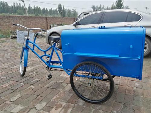 鹏飞环保,保洁车,三轮保洁车价格  人工动力清扫保洁  保洁车品牌