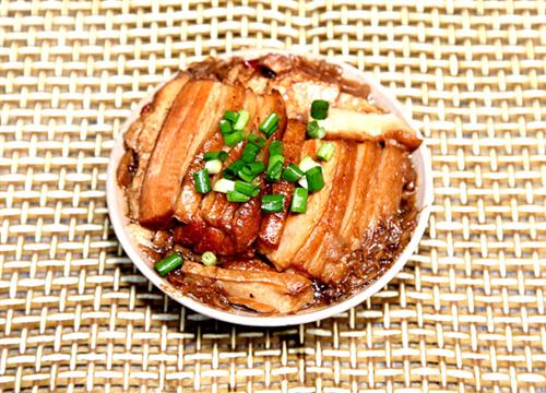 京山县梅菜扣肉|湖北正牛食品|梅菜扣肉值  梅菜扣肉值得推荐  如何制作正宗梅菜  梅菜扣肉制作方法