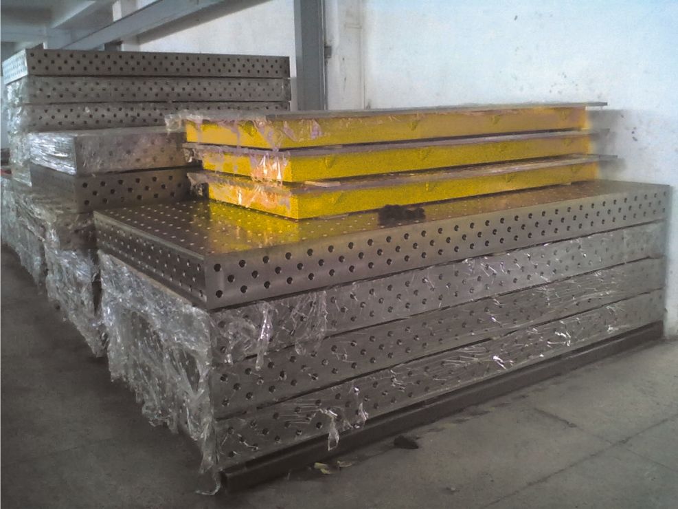 三维柔性焊接工装平台夹具  三维柔性焊接平台  三维柔性焊接工装夹具  三维平台