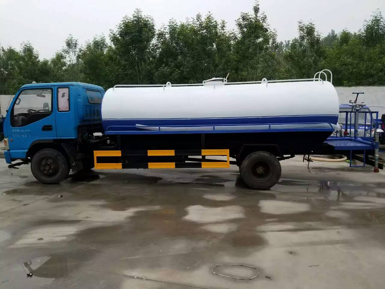 苍溪三轮洒水车价格表