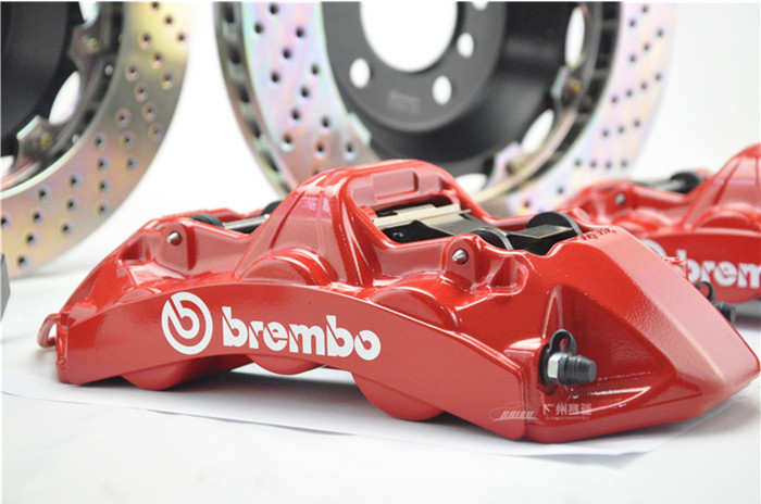 奥迪A4操控性能制动升级 Brembo GT6刹车套装意大利  奥迪A4刹车改装  操控性能改装