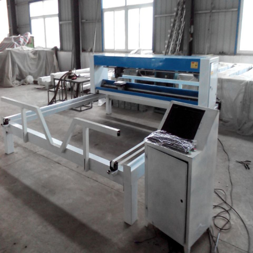 成都电脑绗缝机生产厂家    绗缝机报价  电脑绗缝机价格  电脑绗缝机厂家