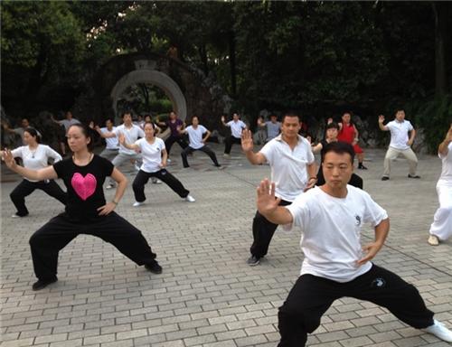 武汉太极拳武昌培训班_陈超太极会(图)_  武汉太极拳公司培  武汉太极拳鄂州培