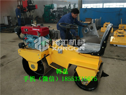小型振动压路机厂家直销	FYL850自行式振动压路机  双钢轮压路机  座驾式压路机