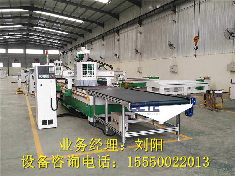 电子开料锯 CA-48型