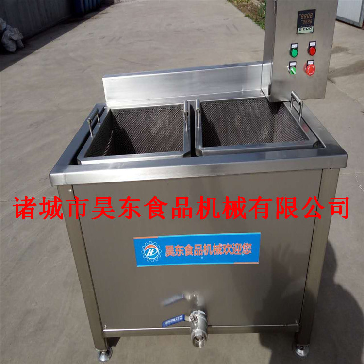 自动控温麻辣鱼味卷油炸机&nbsp;&nbsp;麻辣鱼味卷油炸设备&nbsp;&nbsp;麻辣鱼味卷油炸流水线