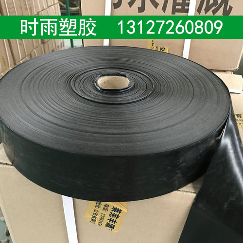 滴灌带安装图片_山东迷宫式滴灌带报价 生产滴灌带 滴灌带图片及报价