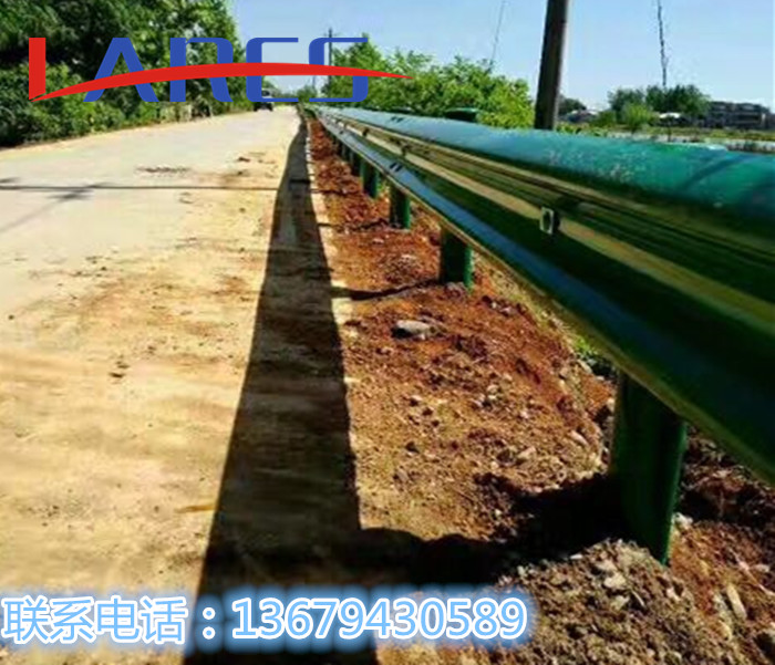 兰州专业护栏板生产厂家  波形护栏